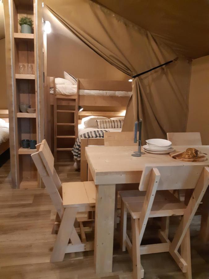 Tente Familiale au Camping Hautoreille Bannes  Extérieur photo