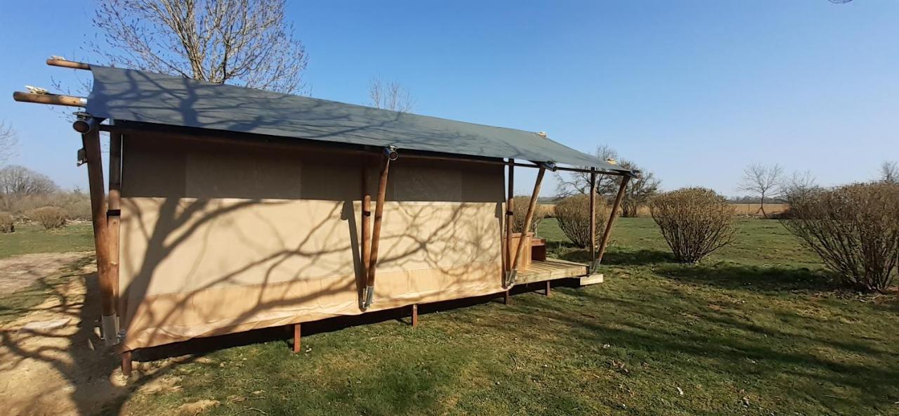 Tente Familiale au Camping Hautoreille Bannes  Extérieur photo